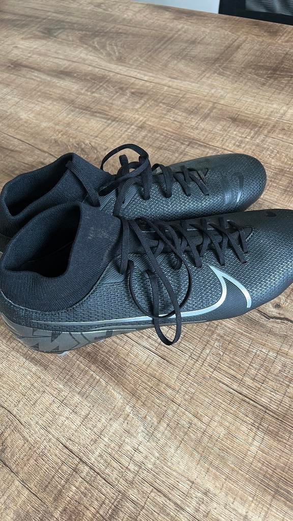 Nike Mercurial voetbalschoenen, Ophalen, Zo goed als nieuw