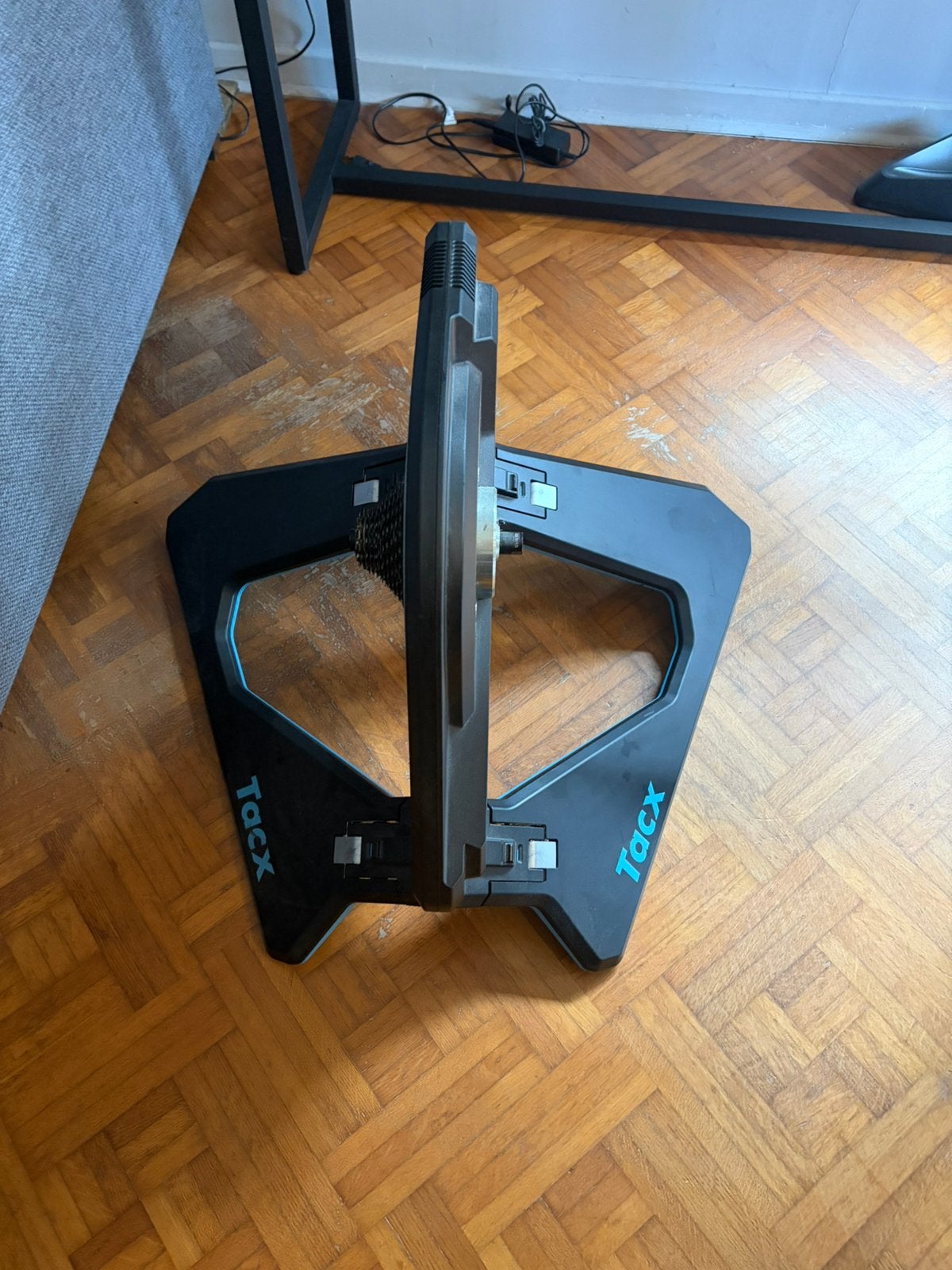 Tacx neo 2 smart, Ophalen, Zo goed als nieuw