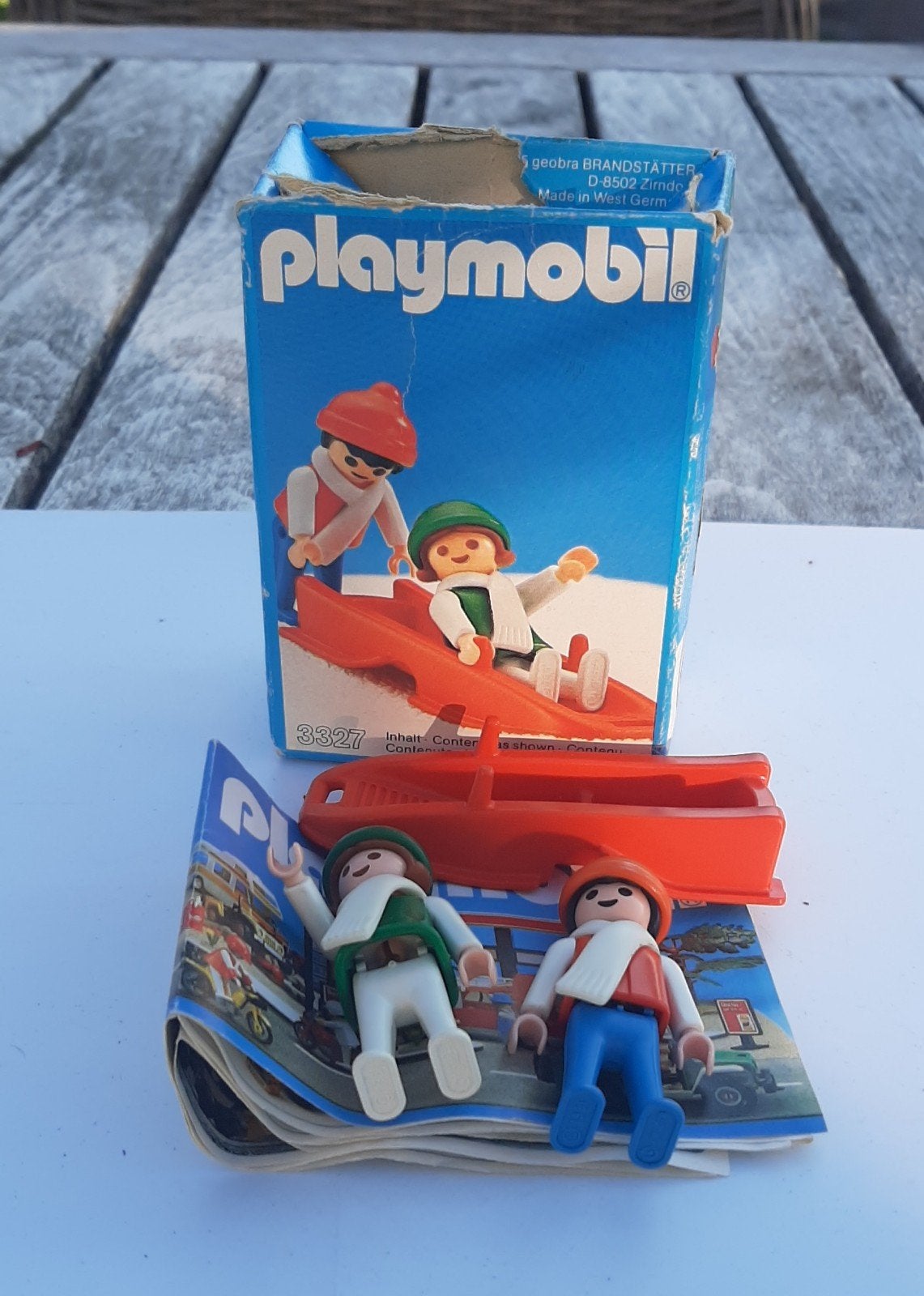 Playmobil- 3327 enfants avec traîneau (1977)

Avec boîte d'o, Envoi