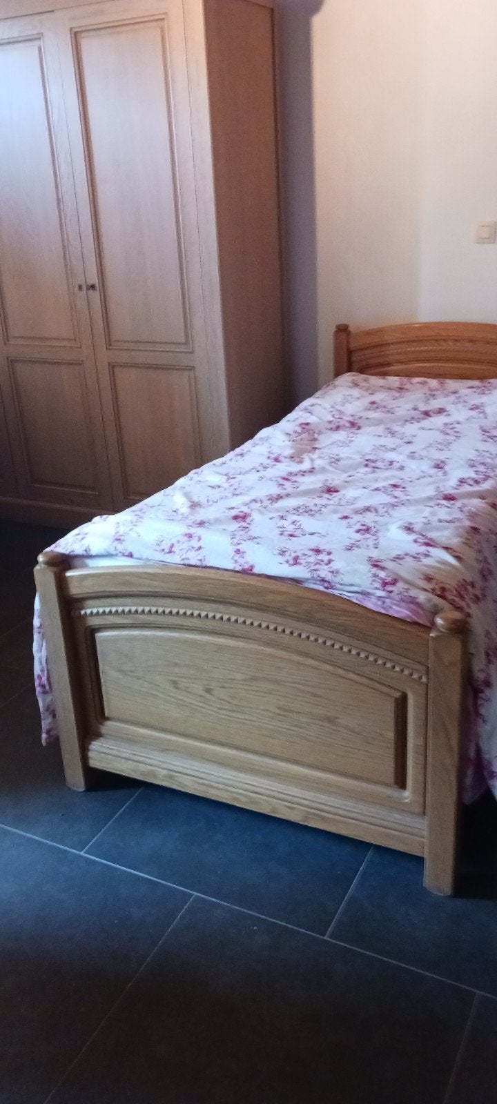 Slaapkamer éénpersoonsbed en kast, Huis en Inrichting, Ophalen