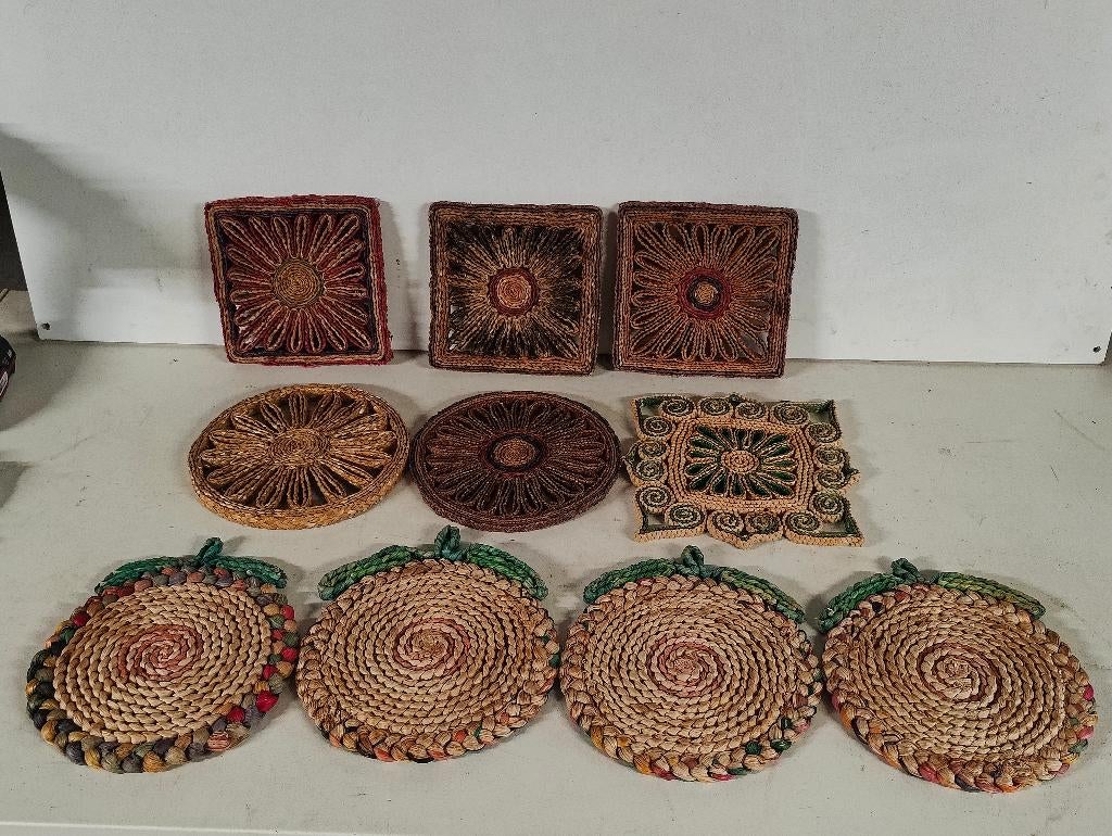 Lot van 10 vintage raffia pannenonderzetters, Ophalen of Verzenden, Gebruikt