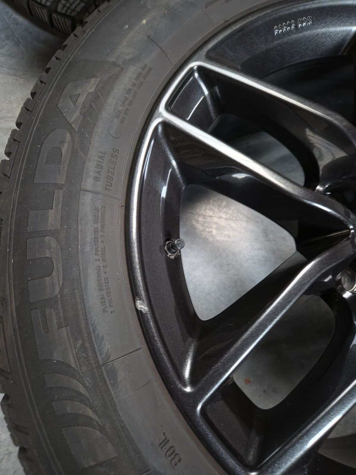 Set winterbanden Hyundai Tucson/ IX35, Autos : Pièces & Accessoires, Enlèvement, Pneus hiver