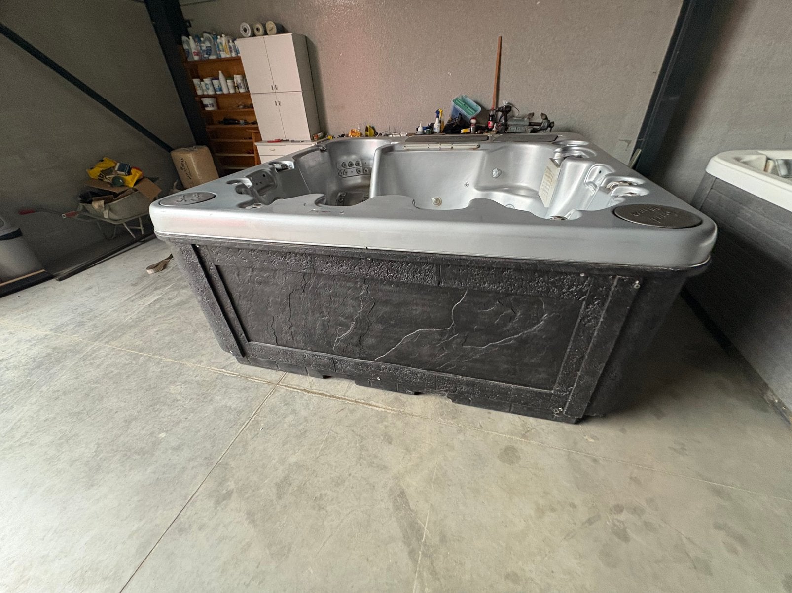 Jacuzzi - Coast Spas jacuzzi voor 6 personen - Gratis Leveri, Ophalen, Zo goed als nieuw