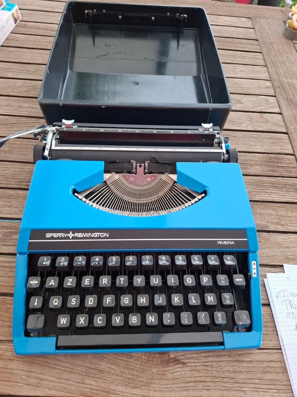 machine a écrire vintage Sperry Remington Riviera bleue avec, Divers, Enlèvement