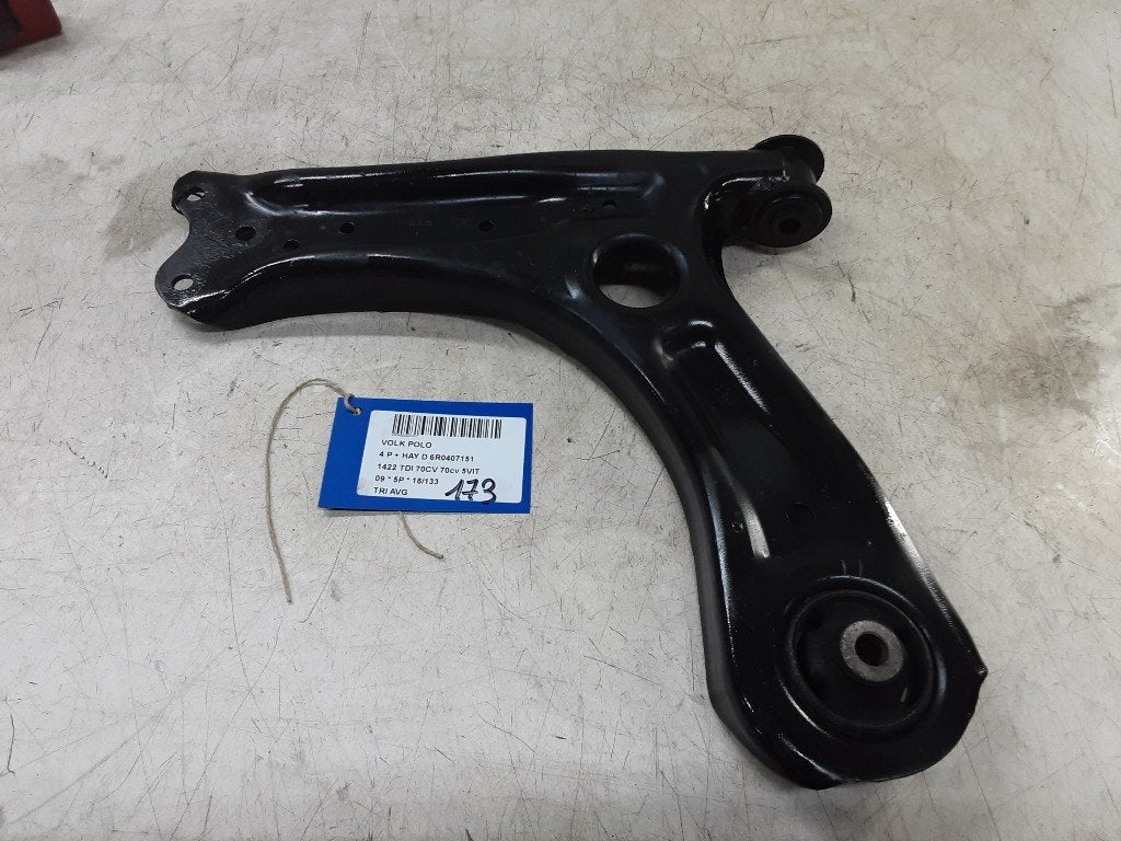 BRAS DE SUSPENSION AVANT GAUCHE (TRIANGLE) (6R0407151), Utilisé, Volkswagen