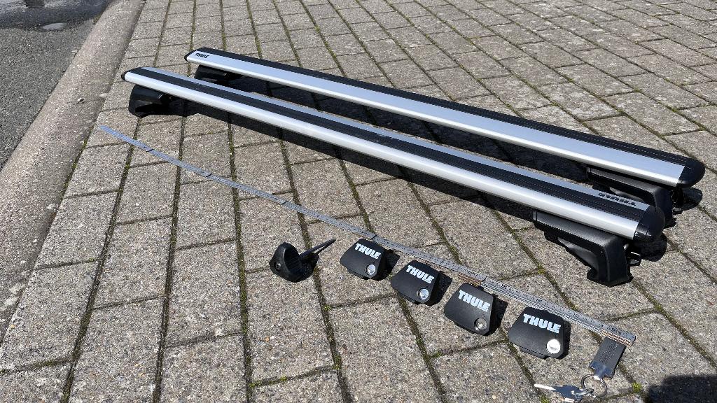 Dakbeugel - Thule Wingbar Evo 120 cm, Auto diversen, Dakdragers, Ophalen, Zo goed als nieuw