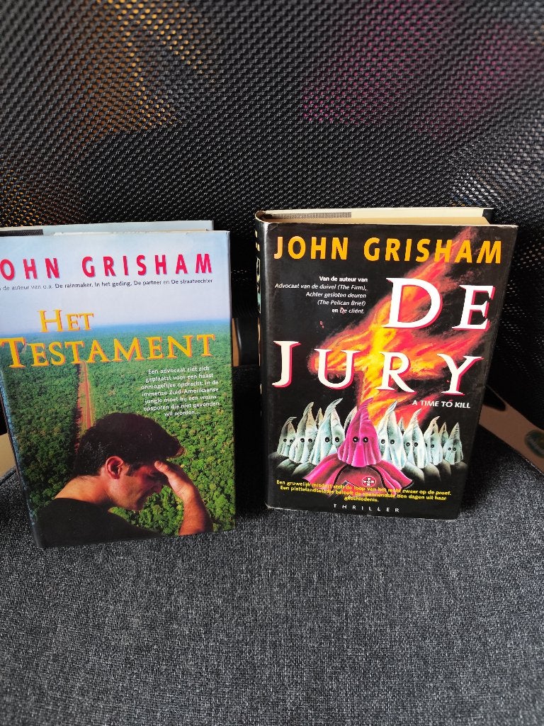 2 thrillers van JOHN GRISHAM, Boeken, Ophalen of Verzenden, Gelezen