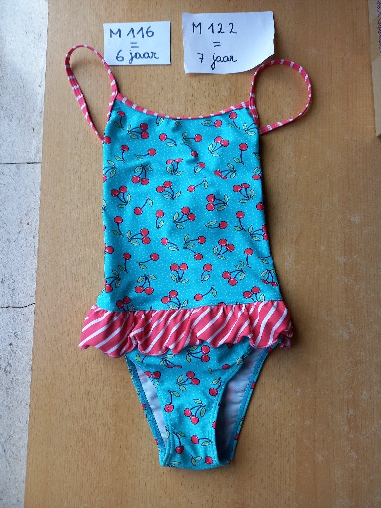 Nieuwstaat pakket badpakken/zwemgerief maat 116 meisje, Meisje, Sport- of Zwemkleding, Ophalen of Verzenden, Zo goed als nieuw