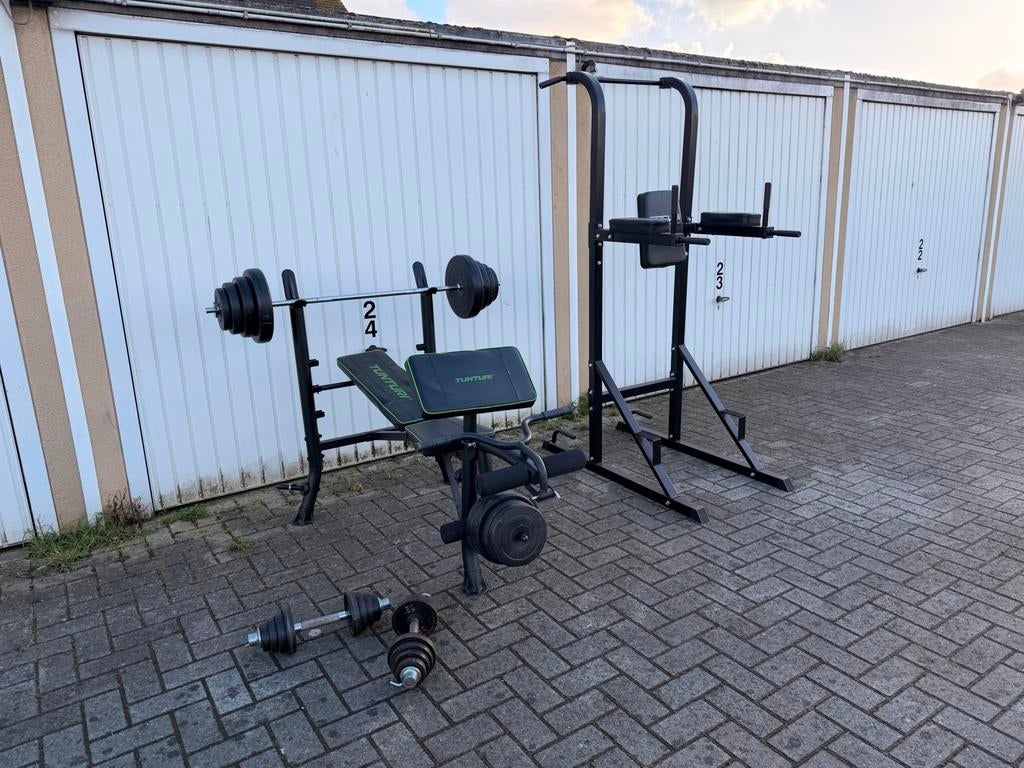Homegym - Benchpress + Power Tower met 70kg gewicht, Sport en Fitness, Ophalen, Zo goed als nieuw