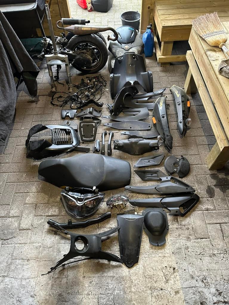 Gilera Runner Rst C46 Nieuwe model black soul edition, Fietsen en Brommers, Brommeronderdelen | Scooters, Ophalen, Gebruikt, Piaggio