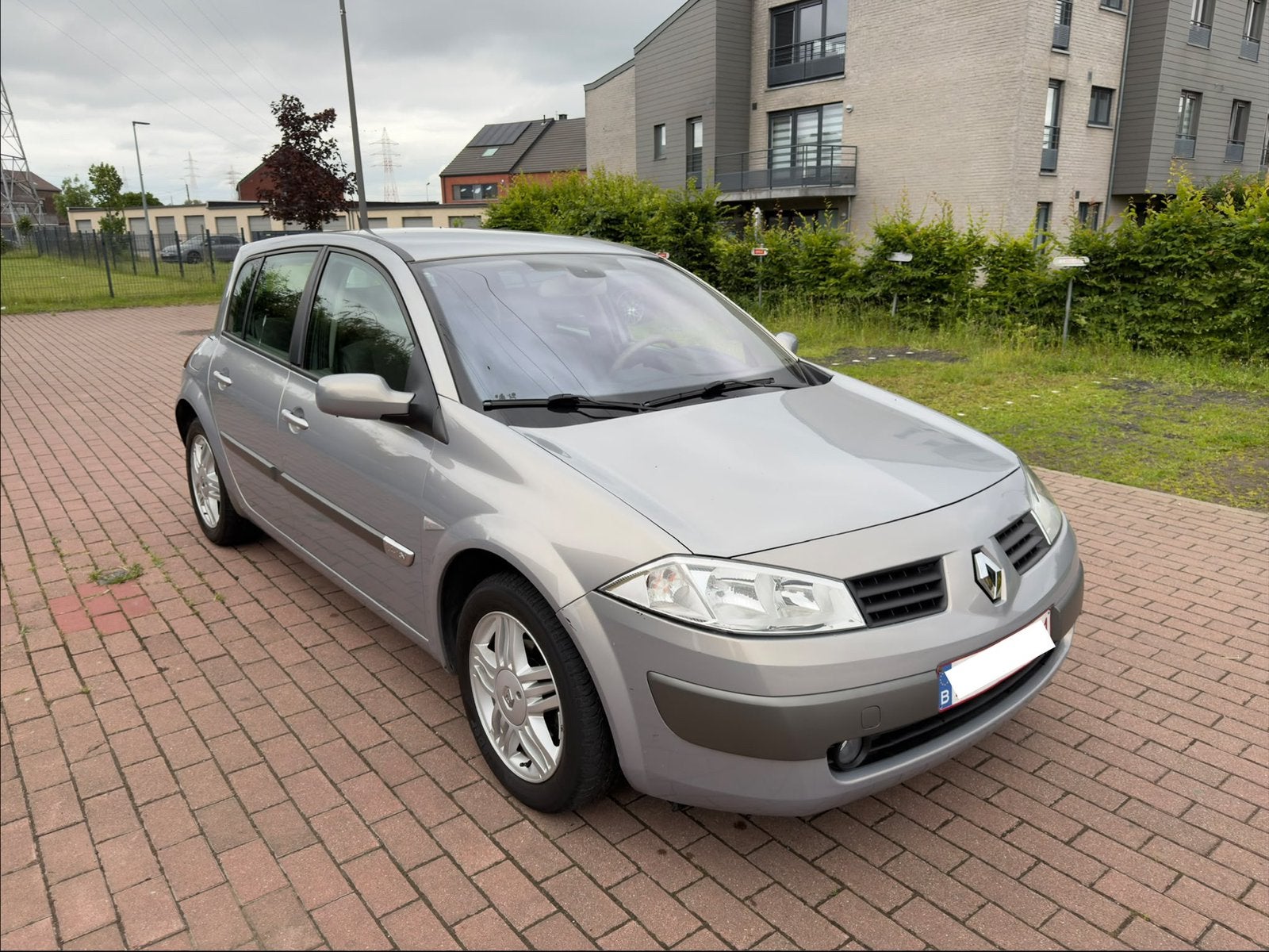 Renault Megane 1.4i | 1er Propriétaire | Prêt à immatriculer, Autos, Achat, 5 portes, Berline, Particulier