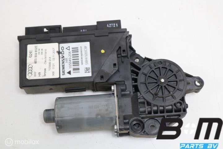 Raammotor rechts achter Audi A4 8E B7 8E0959802E, Gebruikt