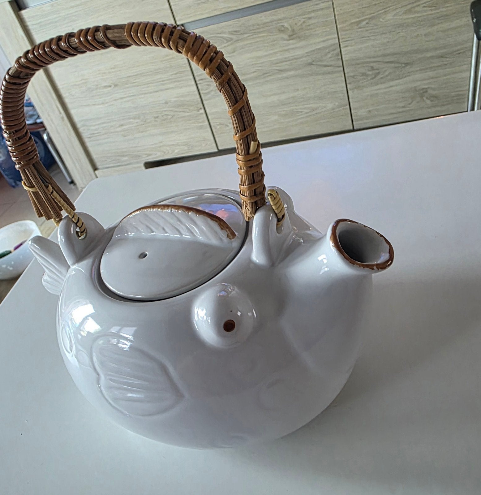 Porseleinen theepot Fugo fish, Antiek en Kunst, Ophalen