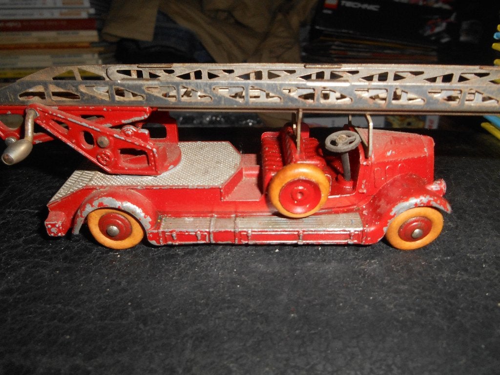 Dinky Toys voiture de Pompiers Delahaye 32D, Enlèvement ou Envoi, Voiture, Dinky Toys