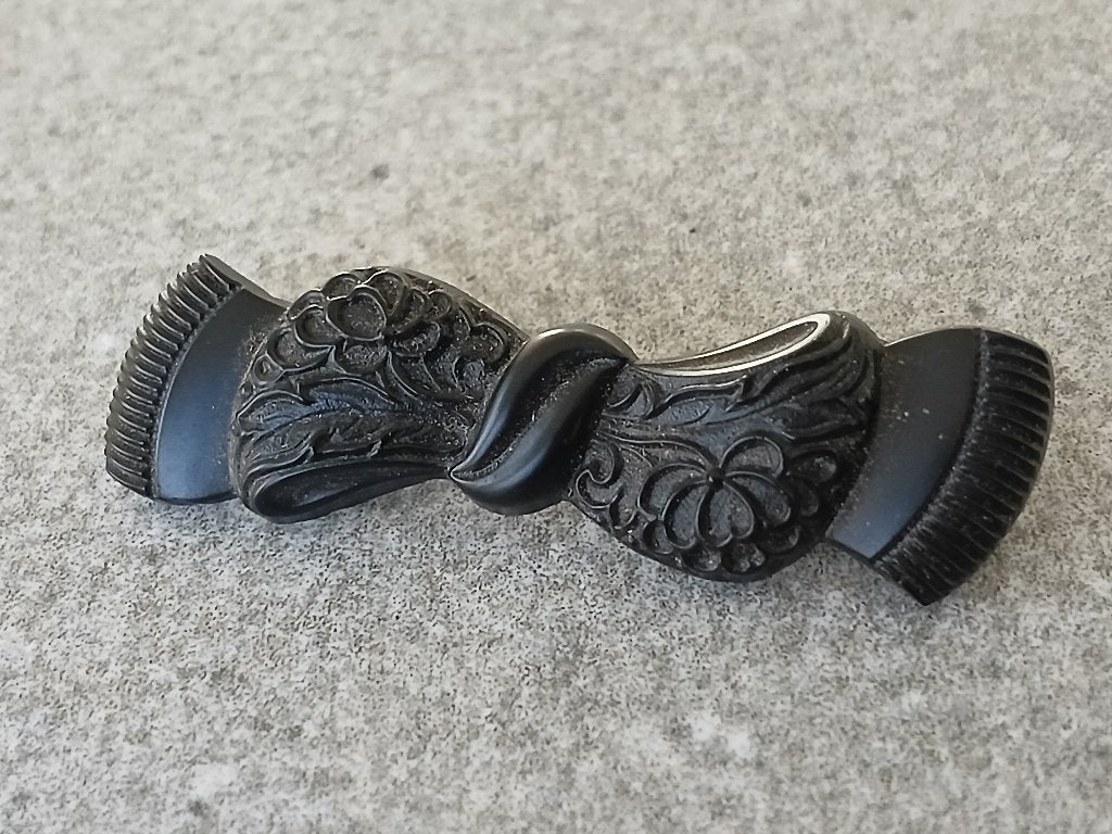 antieke zwarte broche /"rouwjuweel", Ophalen of Verzenden, Overige materialen, Broche