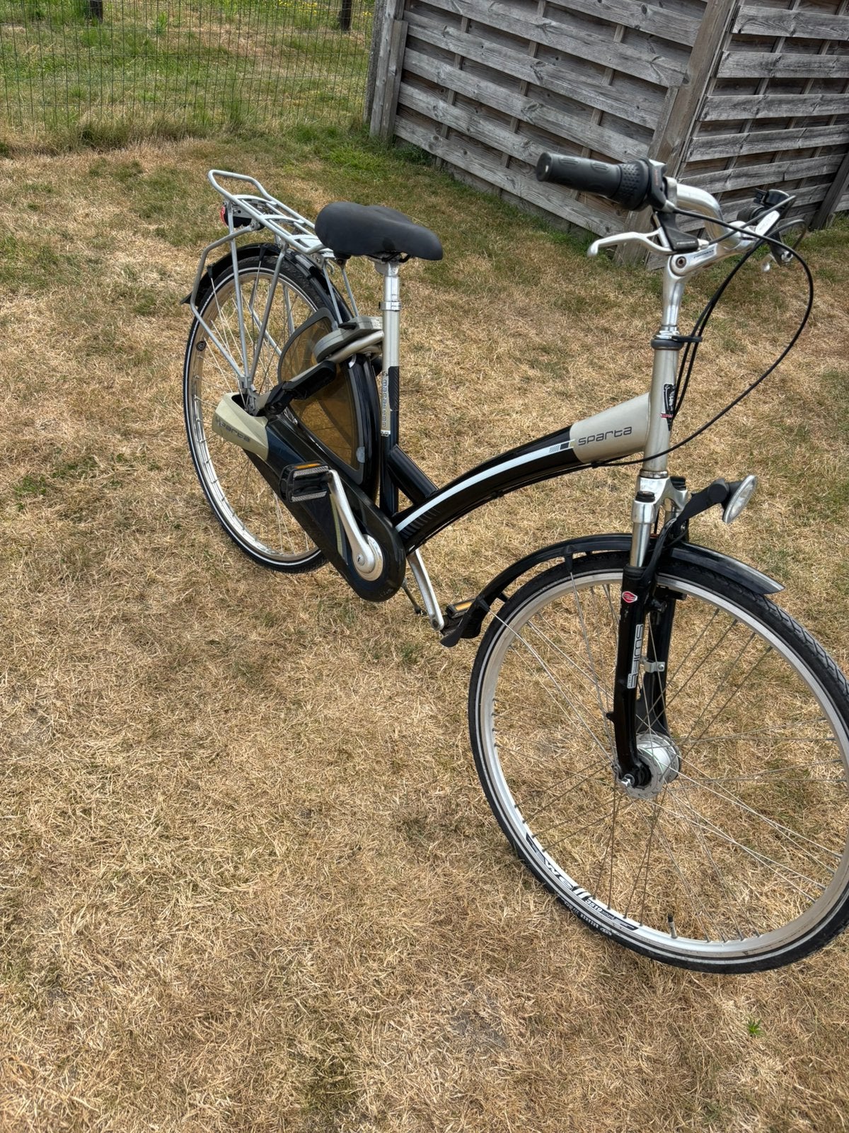 Damesfiets sparta, Fietsen en Brommers, Ophalen, Gebruikt, Versnellingen