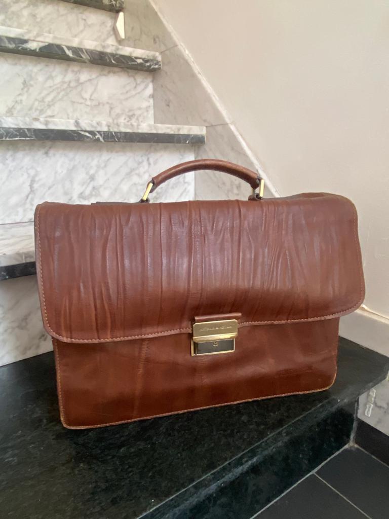 Boekentas Arthur & Aston bruin, Handtassen en Accessoires, Tassen | Schooltassen, Ophalen, Zo goed als nieuw, Bruin