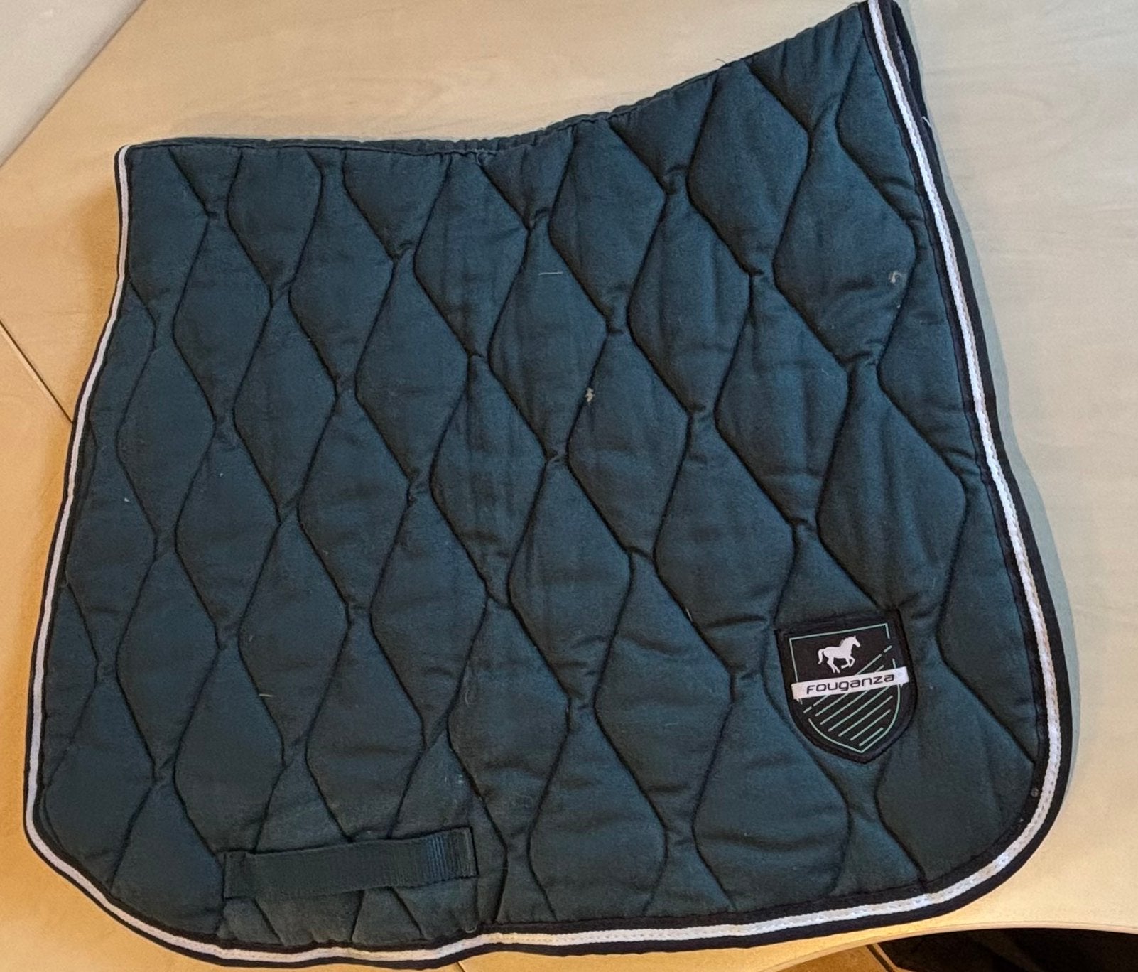À vendre : Fouganza (Decathlon) zadeldekje, Full (L), Enlèvement ou Envoi, Tapis de selle, Comme neuf