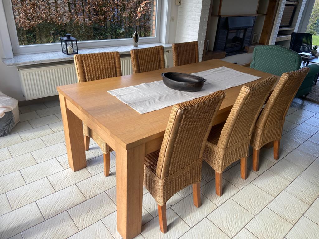 Moderne eettafel met zes rieten stoelen, Ophalen, Gebruikt, 100 tot 150 cm, 200 cm of meer