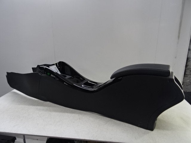 MIDDENCONSOLE Renault Megane III Berline (BZ), Auto-onderdelen, Gebruikt, Renault