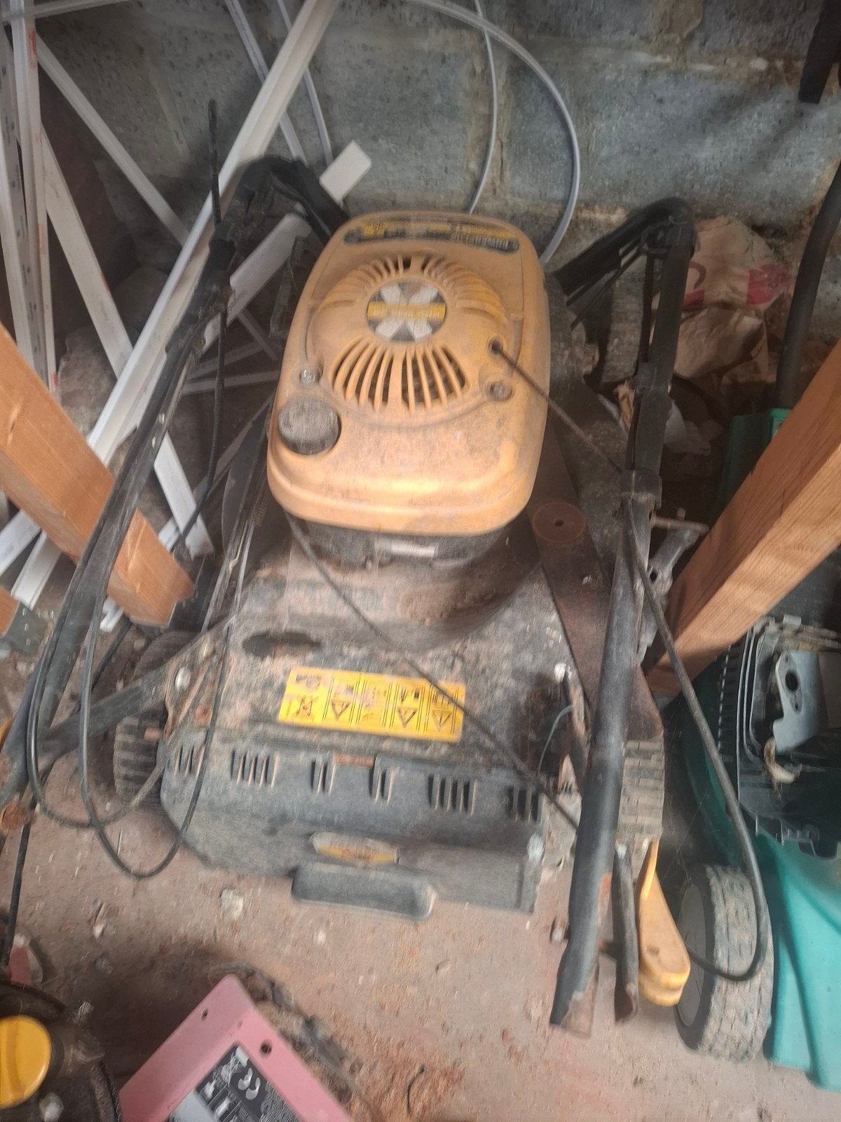 tondeuse Powerplus a remettre en état, Enlèvement