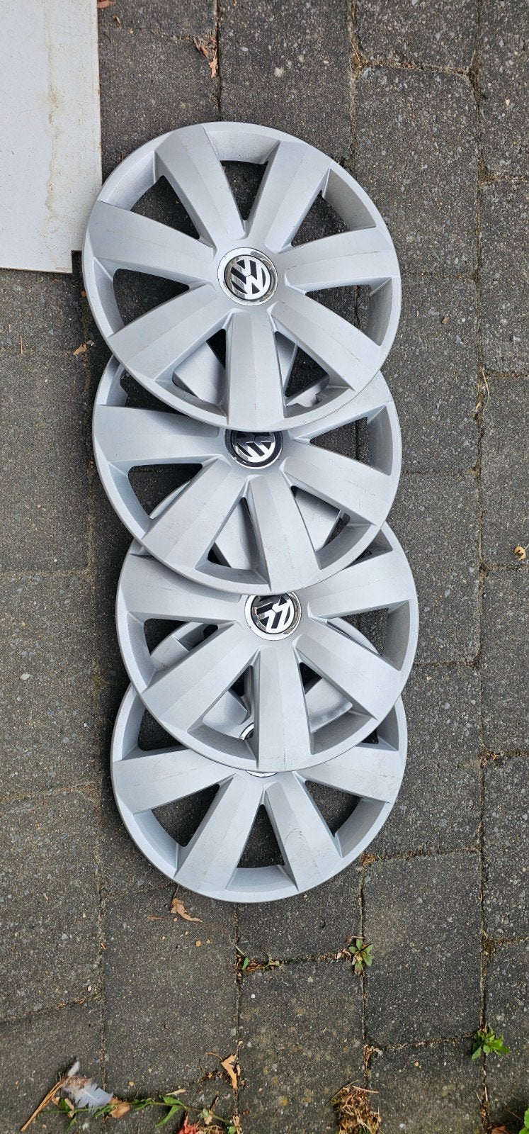 Lot de 4 enjoliveurs Volkswagen 16", Enlèvement, Utilisé