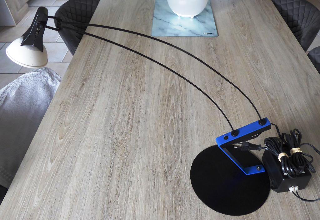Lampe de bureau Ikea, Enlèvement, Comme neuf, Métal