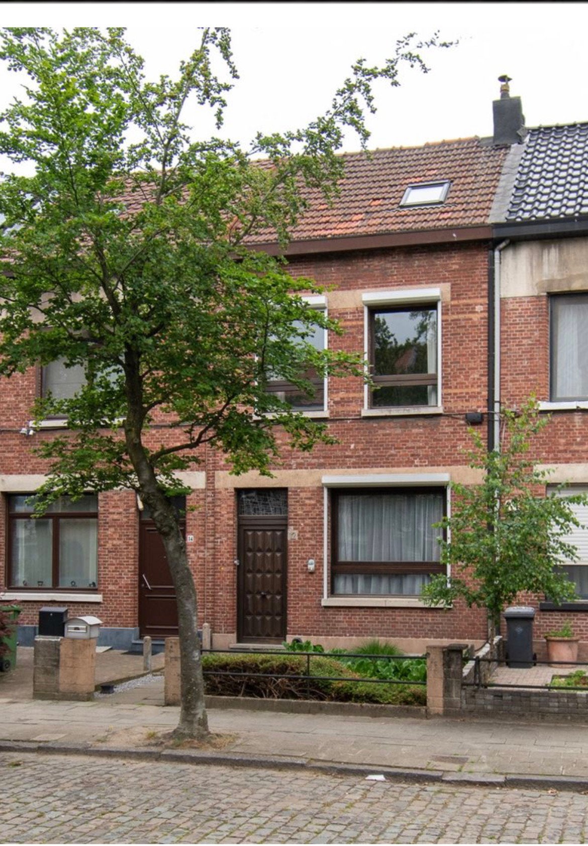 RUIME WONING MET APARTE GARAGEBOX, Immo, Huizen en Appartementen te koop, 4 kamers, Provincie Antwerpen, Tot 200 m²