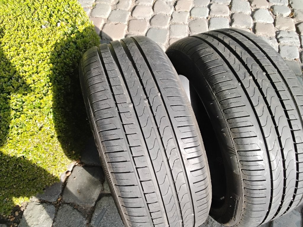 2 Autobanden Pirelli Scorpion, Gebruikt, 255 mm, Band(en), Personenwagen