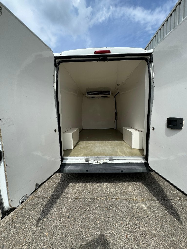 PEUGEOT BOXER 2.2 DIESEL AVEC REFROIDISSEMENT - FRIGO 2010, Autos, Achat, 3 places, Boîte manuelle, Autre carrosserie