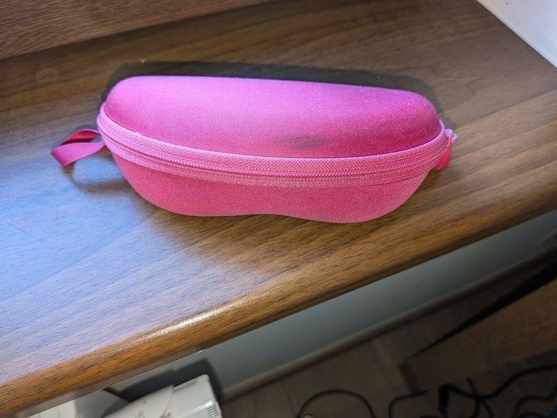 accessoires : boîte à lunettes enfant - rose fluo, Enlèvement, Utilisé, Rose