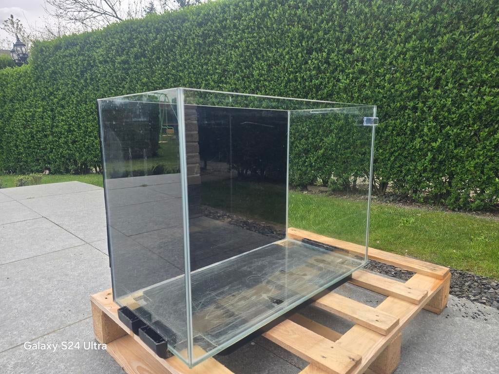 Aquarium 65x31x53cm 80L, Gebruikt, Ophalen of Verzenden, Leeg aquarium, Verwarming