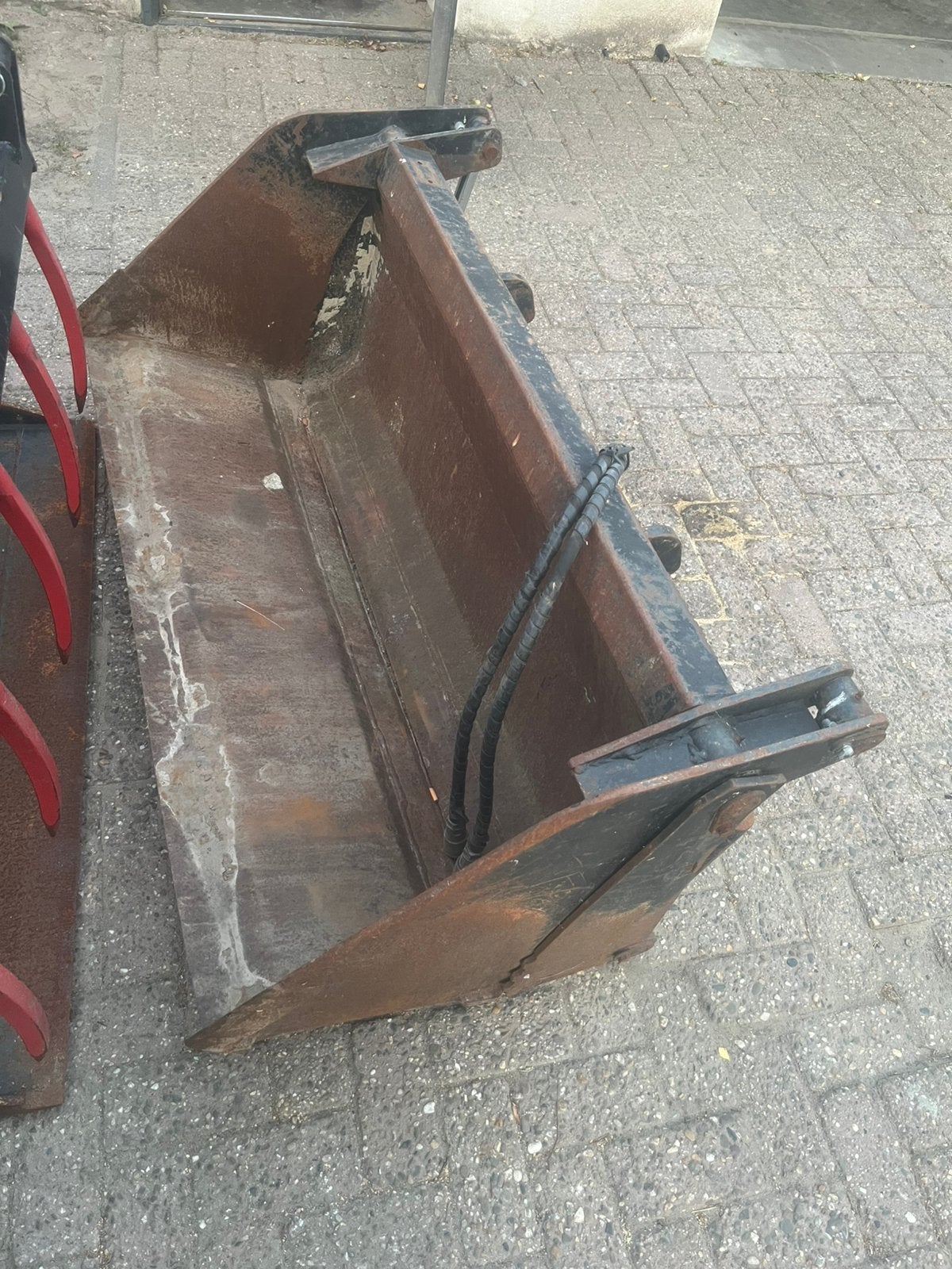 Giant 4 in1 bak 140 cm knijpbak kniklader wiellader, Zakelijke goederen, Ophalen of Verzenden