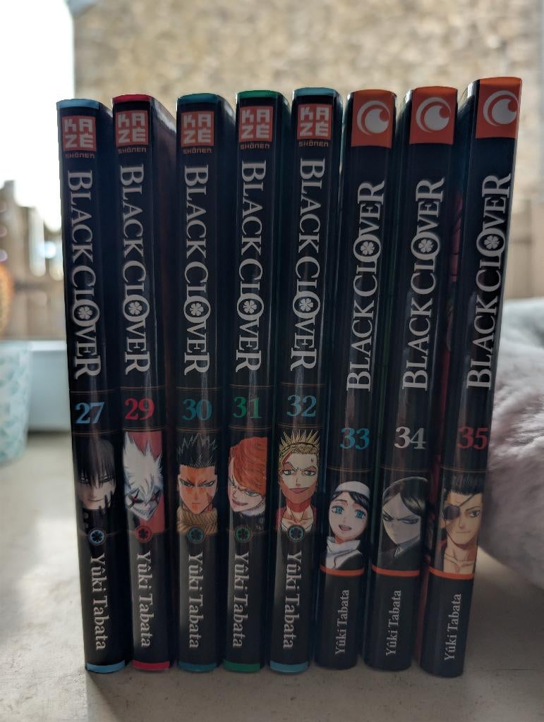 Black Clover - tomes, Livres, Plusieurs comics, Enlèvement, Comme neuf, Japon (Manga)