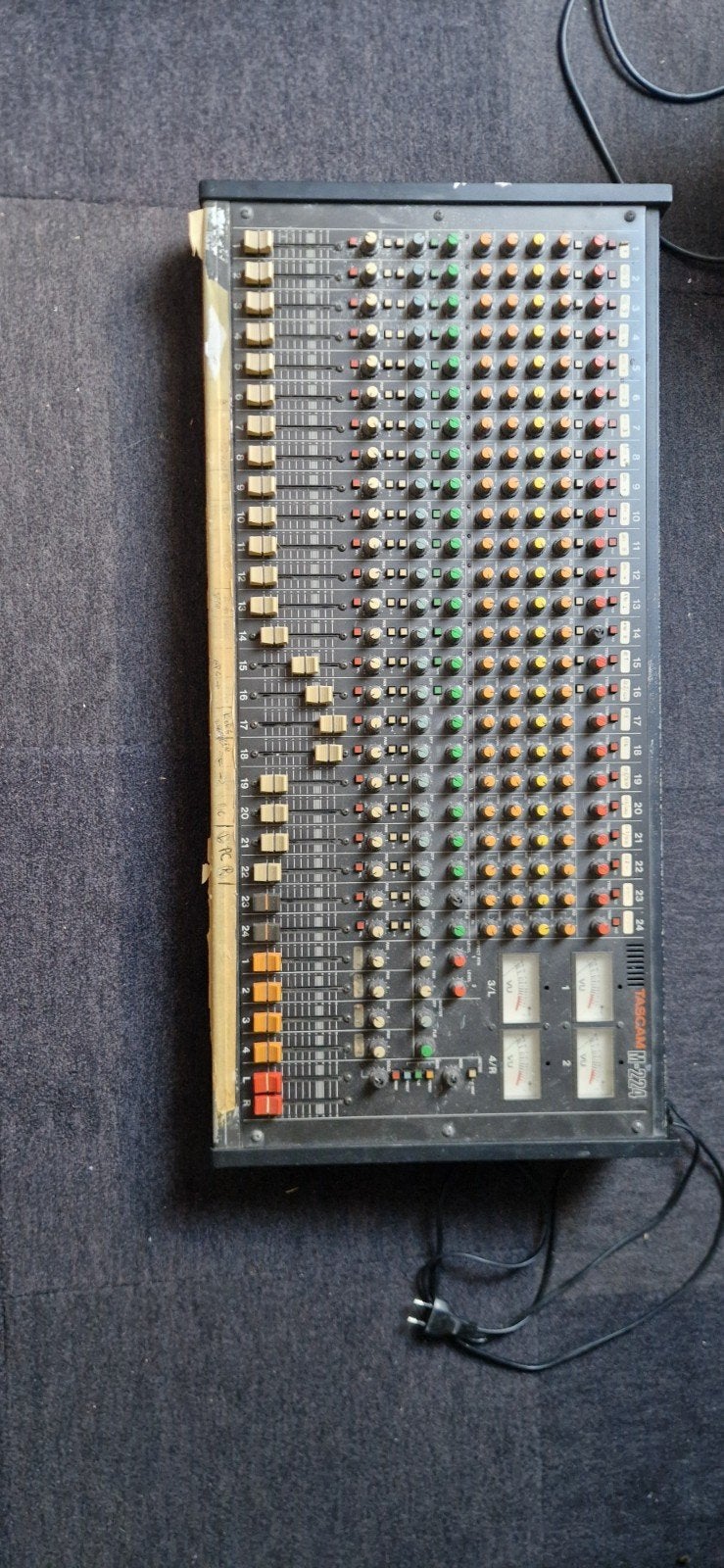 table de mixage tascam 24 pistes analogue, Enlèvement, Utilisé, 20 canaux ou plus, Entrée micro