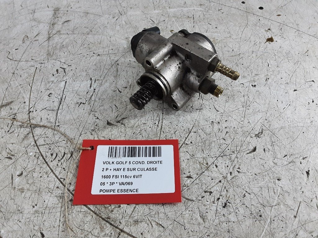 POMPE CARBURANT C Volkswagen Golf V (1K1) (02-2001/12-2010), Autos : Pièces & Accessoires, Volkswagen, Mevr. I. Hauben, Utilisé