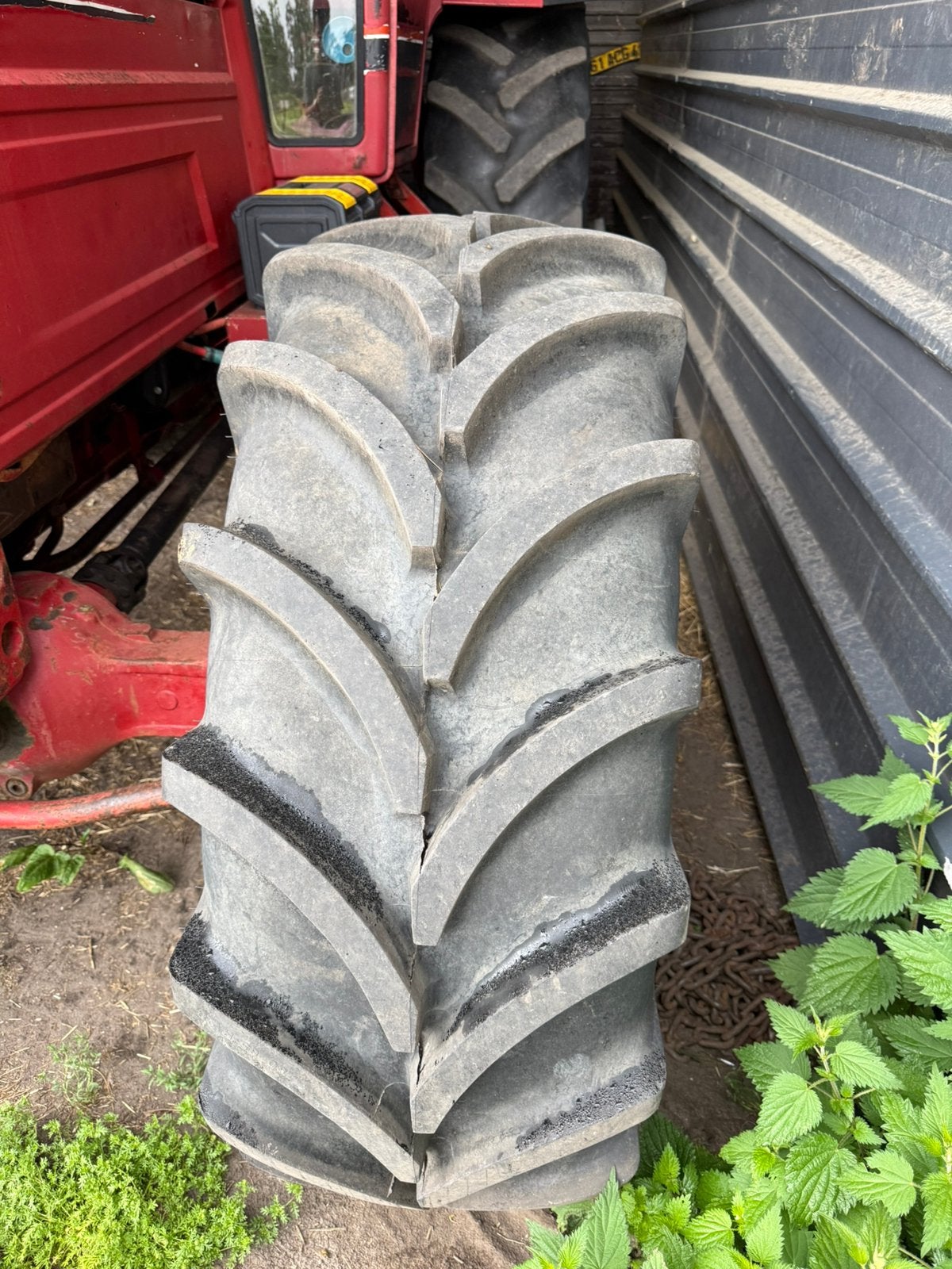Vredestein traxion + 480 65 r28 zo goed als nieuw !!, Ophalen, Zo goed als nieuw