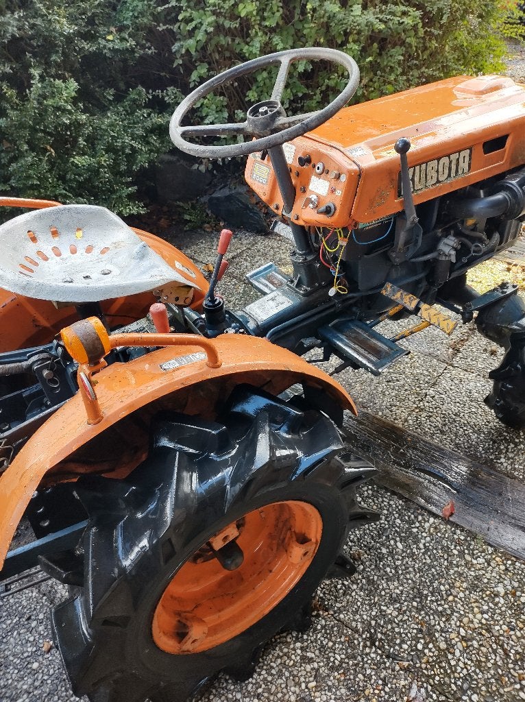 Kubota B5000, Enlèvement, Utilisé