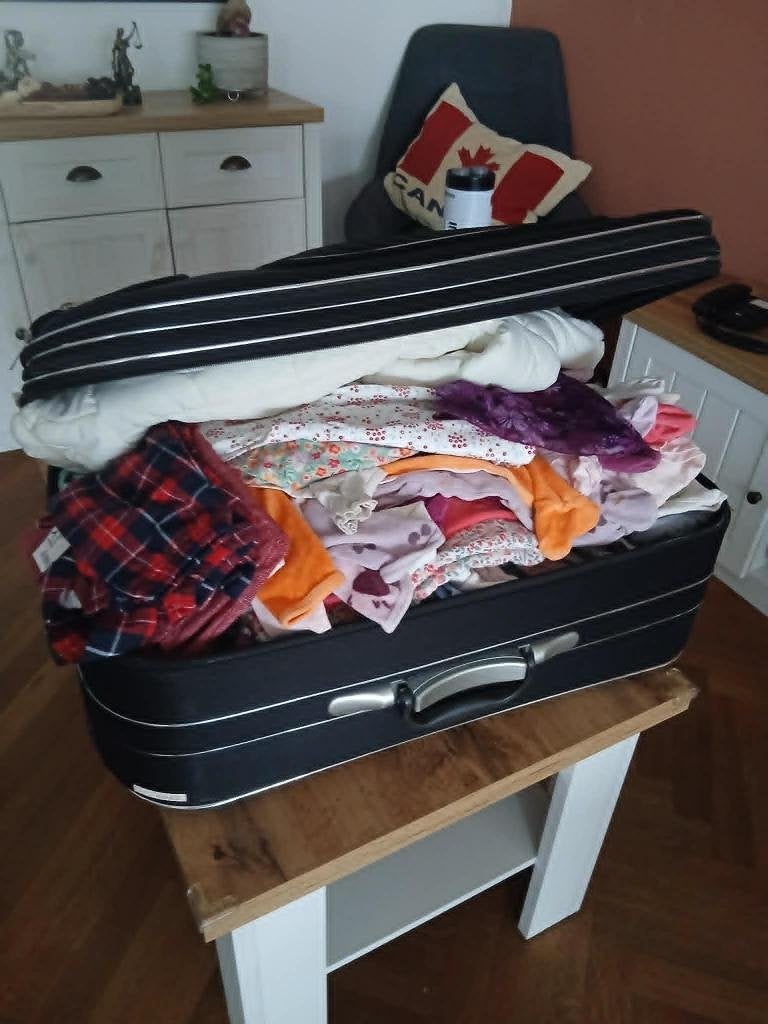 vêtements bébé de 3 a 12 mois fille plus de 130 p et autres, Enlèvement, Utilisé, Fille, Pantalon