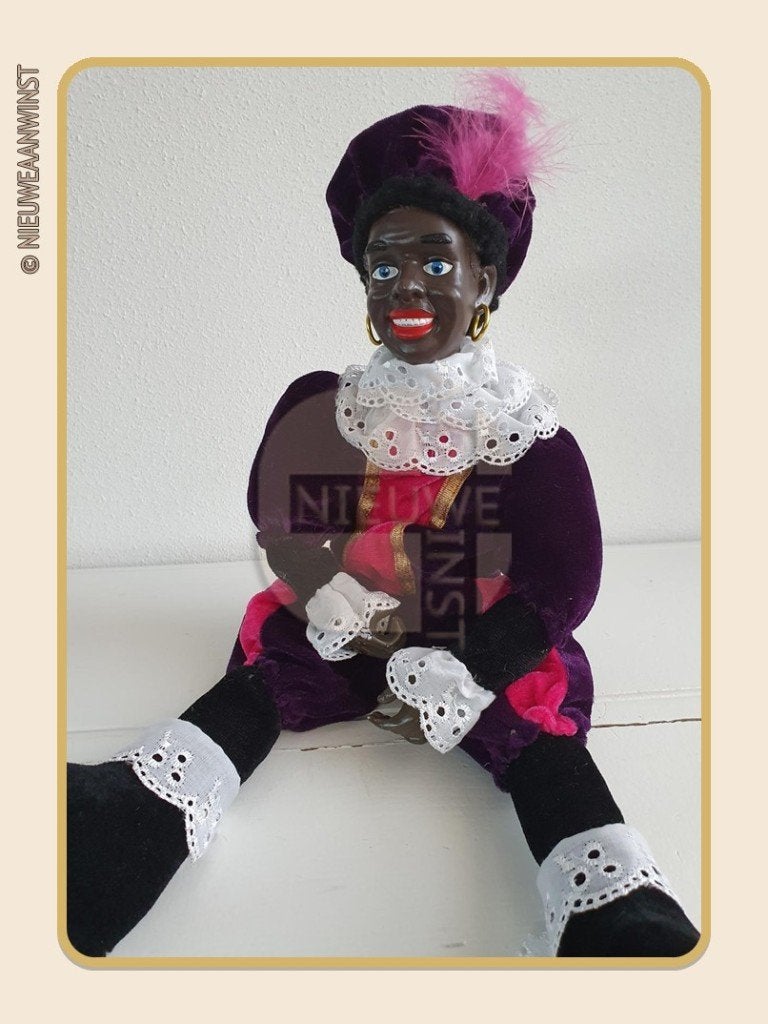 Nostalgische etalage Piet pop - paars/roze - 45cm, Diversen, Verzenden, Zo goed als nieuw