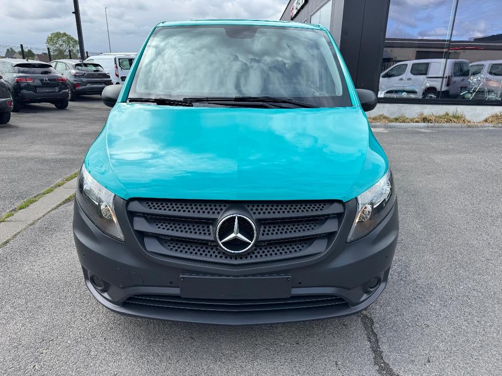 Mercedes Vito 2.0 cdi automaat L2 1st eig ohboek airco camer, Auto's, Bestelwagens en Lichte vracht, 4 cilinders, Mercedes-Benz