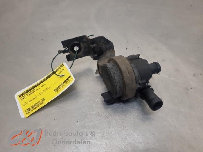 Pompe à eau supplémentaire d'un Renault Master, Renault, -, 3 mois de garantie, Utilisé
