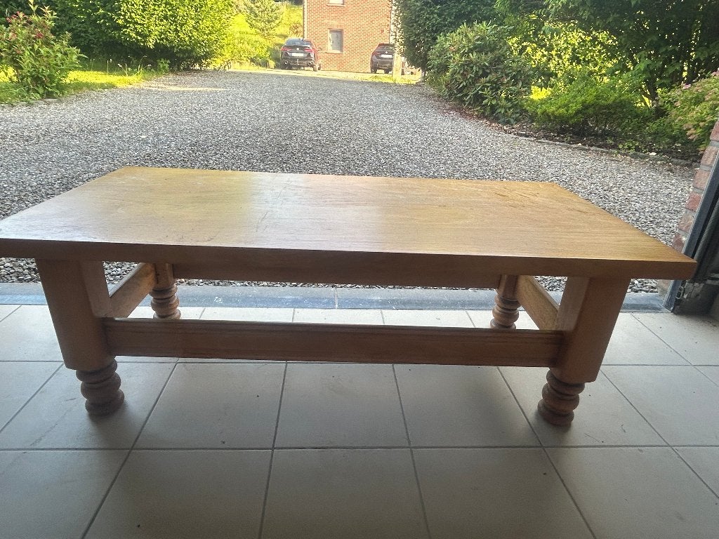 Table basse de style monastère en chêne, Enlèvement