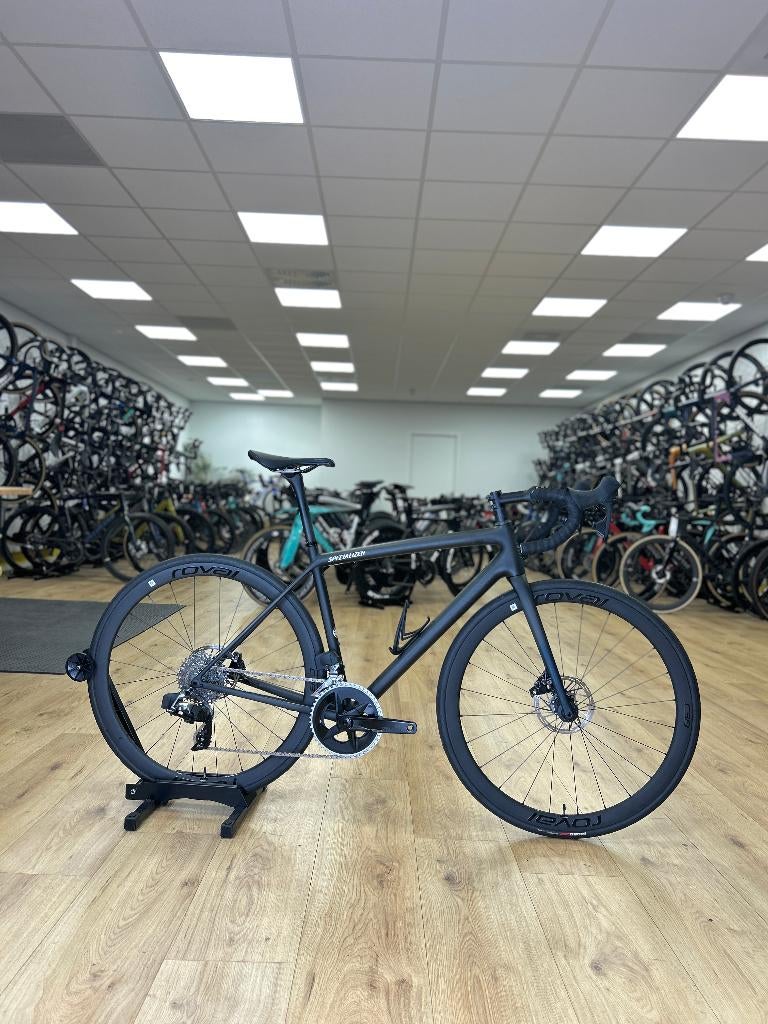 1000km Specialized Aethos Comp AXS Carbon Racefiets, Ophalen of Verzenden, Zo goed als nieuw