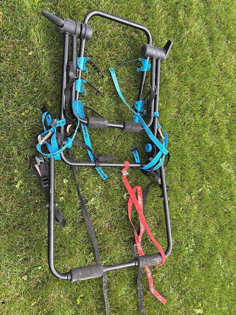 Porte velos, Ophalen, 2 fietsen, Zo goed als nieuw, Achterklepdrager