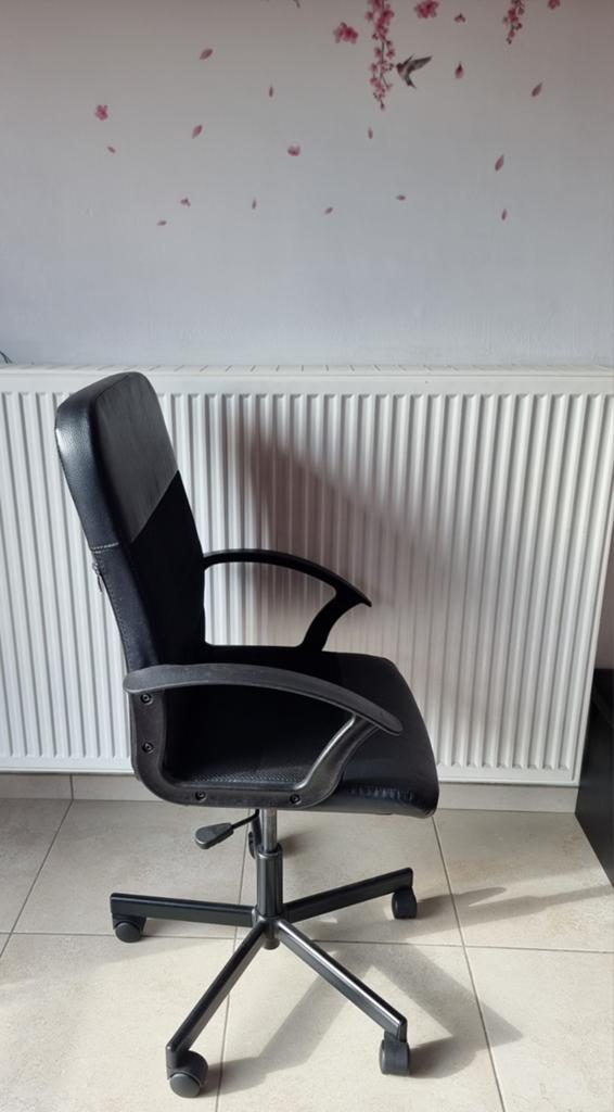chaise Ikea. En bon état, Enlèvement