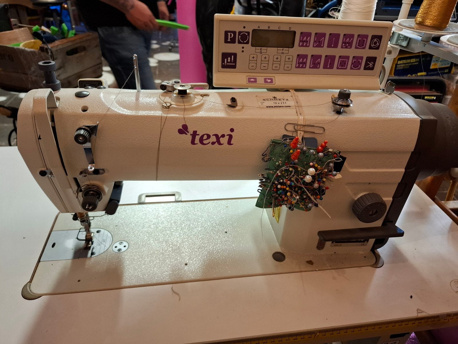 TEXI Silence Matic Dry – industriële auto naaimachine, Hobby en Vrije tijd, Naaimachines en Toebehoren, Ophalen, Naaimachine
