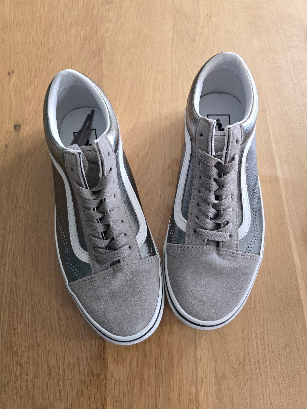 vans 38.5, Vêtements | Femmes, Chaussures, Enlèvement, Gris