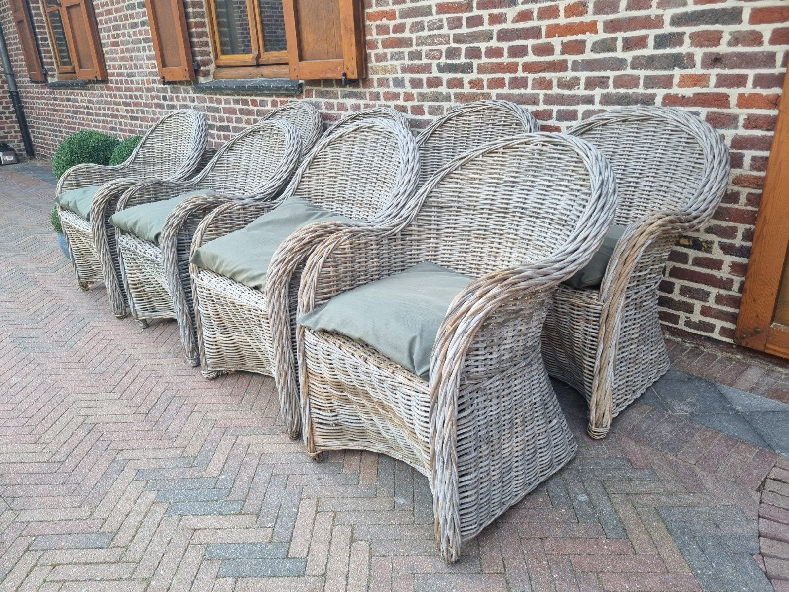 8 landelijke tuinstoelen art., Ophalen, Gebruikt, Rotan, .