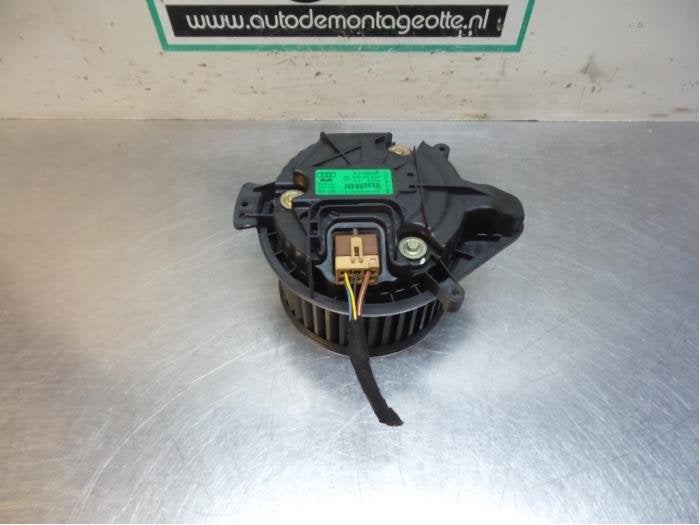 Moteur de ventilation chauffage d'un Audi A4 (A4 01-), -, 3 mois de garantie, Audi, Utilisé